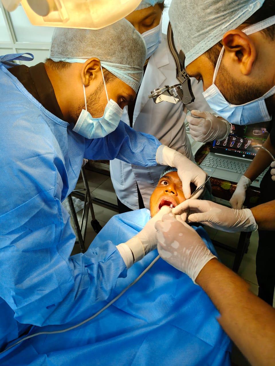 Comprehensive Implantology - Dio Implants
